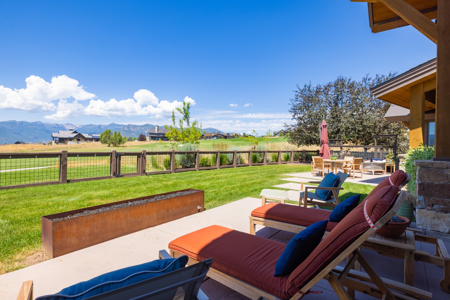 Burns Residence — Outdoor living